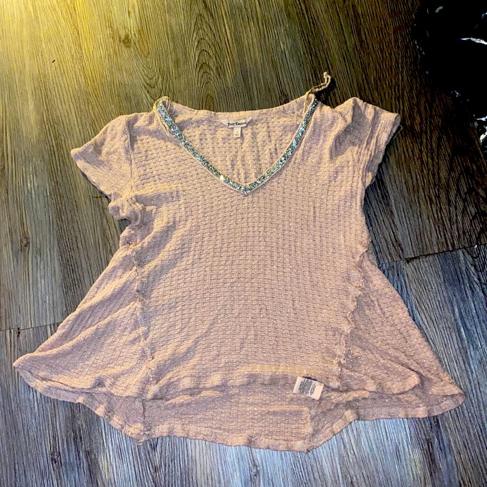 Champagne pink Juicy Couture V-neck short sleeve